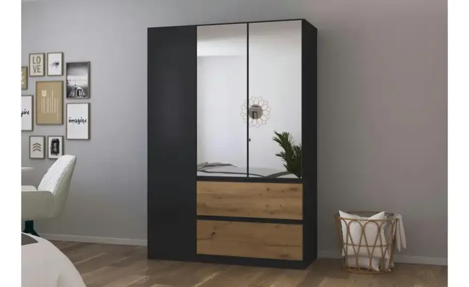 Drehtürenschrank Jamila | 136 cm, 3 Stück | Höffner