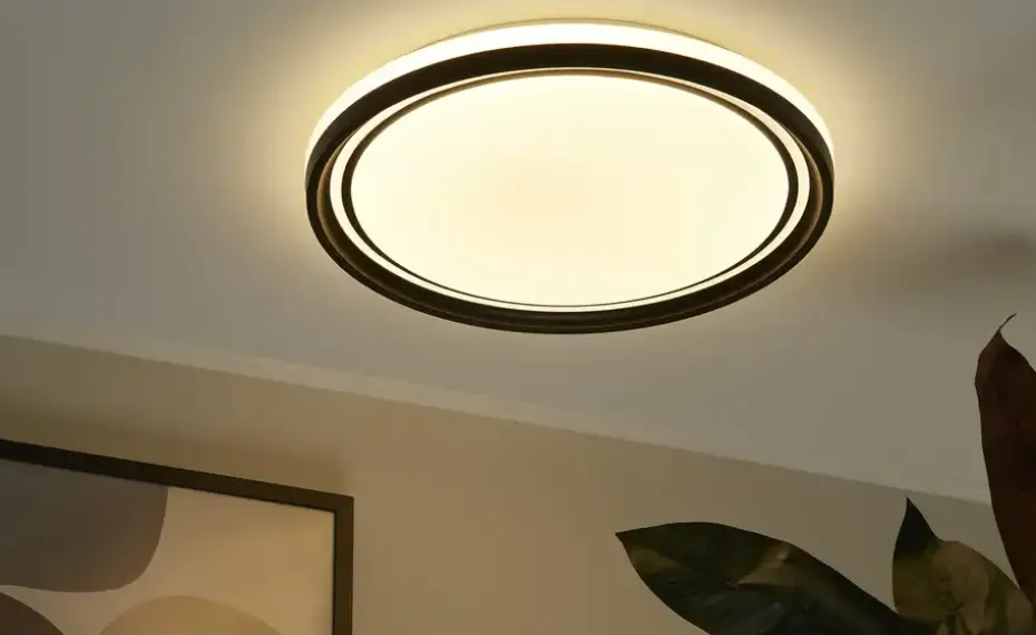 KHG LED-Deckenleuchte, schwarz mit Fernbedienung