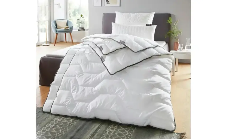 Leicht-Steppbett | 200 cm, 2 cm | Möbel Höffner