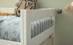 Lifetime Halbhohes Bett mit gerader Leiter Breeze