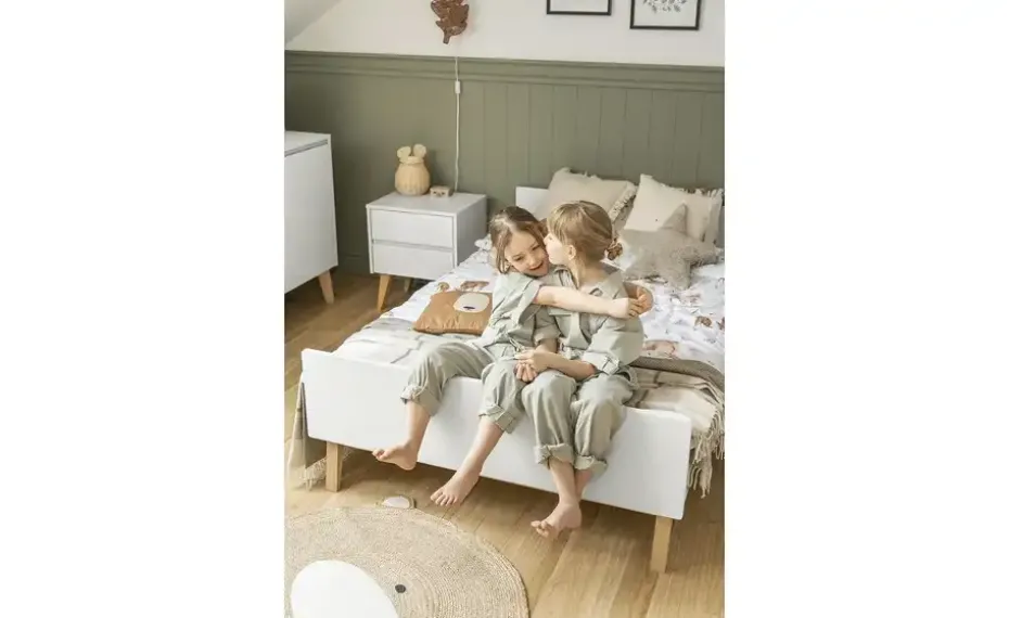 Nachtkommode Swing | Weiß | Möbel Höffner