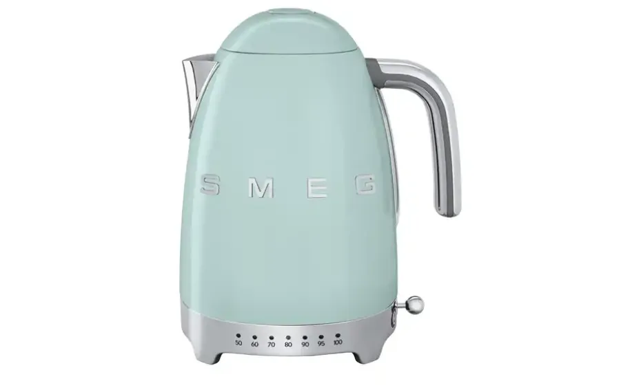 smeg Wasserkocher KLF04PGEU | Hellgrün | Möbel Höffner