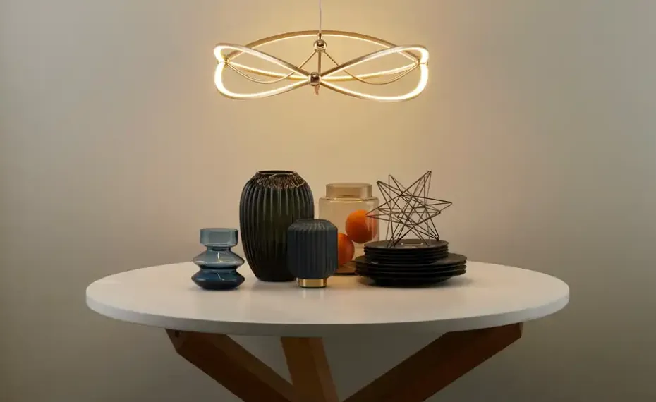 Trio LED-Pendelleuchte messing matt, geschwungen | messingfarben, matt