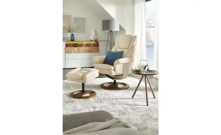 uno Drehsessel mit Hocker Frieda | Möbel Höffner