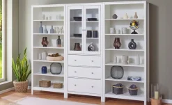 Vitrine aus Massivholz Landliv | Möbel Höffner